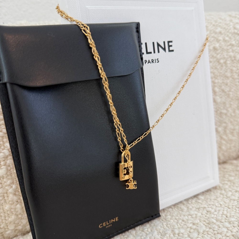 Celine Large TRIOMPHE Lock Necklace | Brass with gold finish - Picture 2 of 11